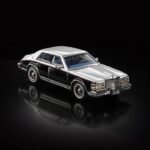 (Pre-order) Turning Crush 1985 Cadillac Seville Silver Black (ETA July 2026)