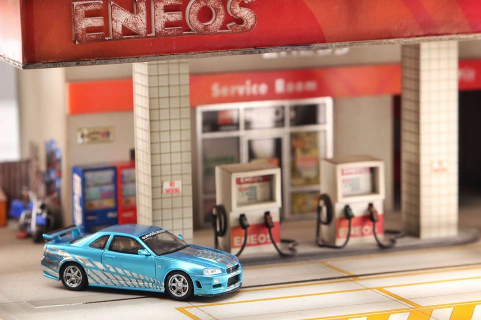 432748751_796214832525328_1522333264354171343_n Stance Hunters x Gurucollector Skyline GT-R R34 Z-Tune Chrome Blue - Image 1