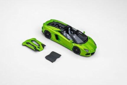 (Pre-order) Classic Garage LP700 Roadster Apple Green ( ETA Nov 2026)