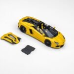 (Pre-order) Classic Garage LP700 Roadster May Yellow ( ETA Nov 2026)