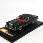 (Pre-order) Turning Crush Lincoln Continental Town Car (ETA Sep 2026) - Image 4