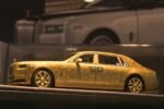 (Pre-order) BANANA 1:64 Die-cast Model: Phantom EWB Version Gold Crackle/Craquelure" finish version (Limited to 500 units) (ETA Sep 2026) - Image 4