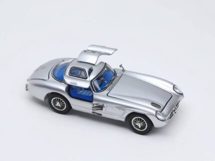( Pre-order) YS 1/64 Mercedes-Benz 300SLR Silver Blue Interior ( ETA Sep 2026)