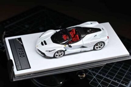 ( Pre-order) Street Buster 1/64 diecast  Cavallino F150 Aperta Bianco Avus-Rosso interior (White-Red interior) ( ETA Nov 2026)