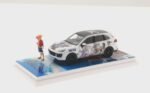 Original Model Porsche Cayenne One Piece Itasha Luffy Figurine Version