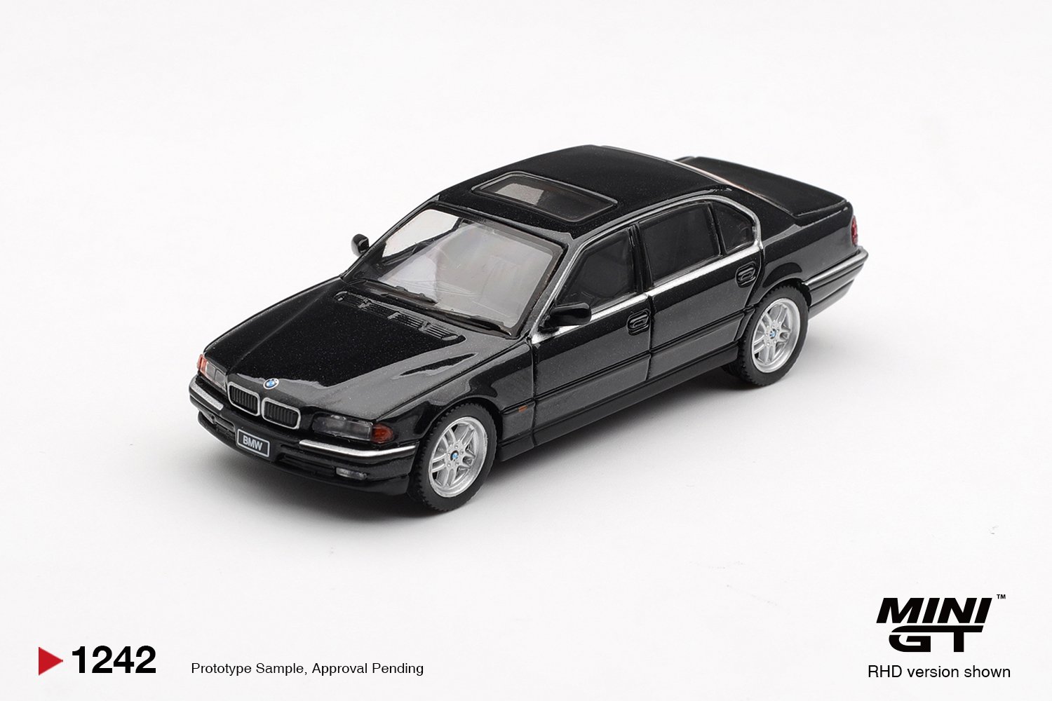 1791805341_prdpg_6accc79d68046 BMW 750IL BLACK SAPPHIRE - Image 1